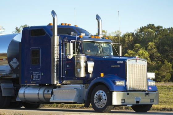 250925-louisiana-kenworth-truck-2014-ac-822p-b5781d.jpg