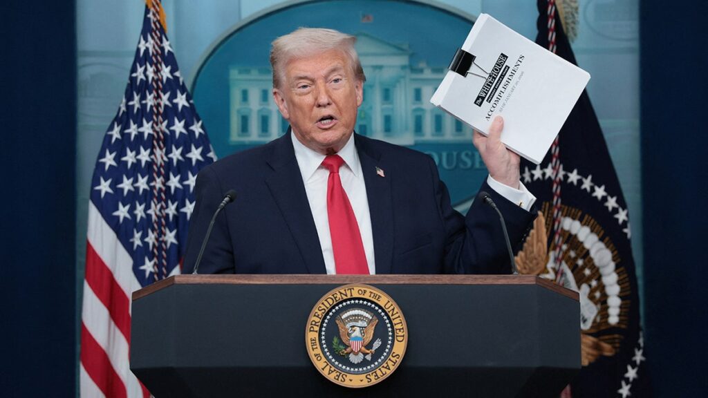 trump-white-house-briefing-1.jpg-1